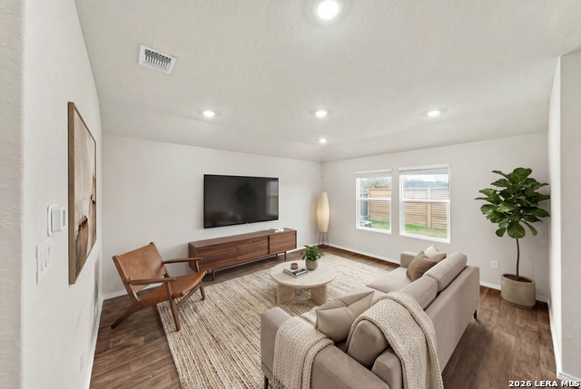 Image 6 of 44 For 917 Chachalaca