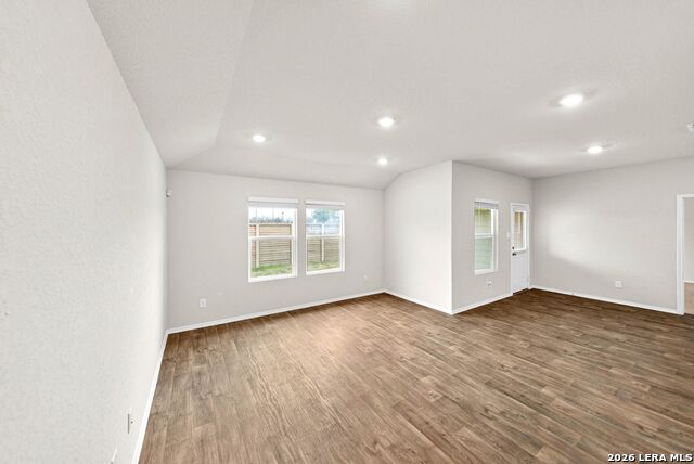 Image 8 of 44 For 917 Chachalaca