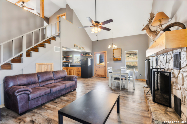 Image 17 of 50 For 1030 Owl Hollow