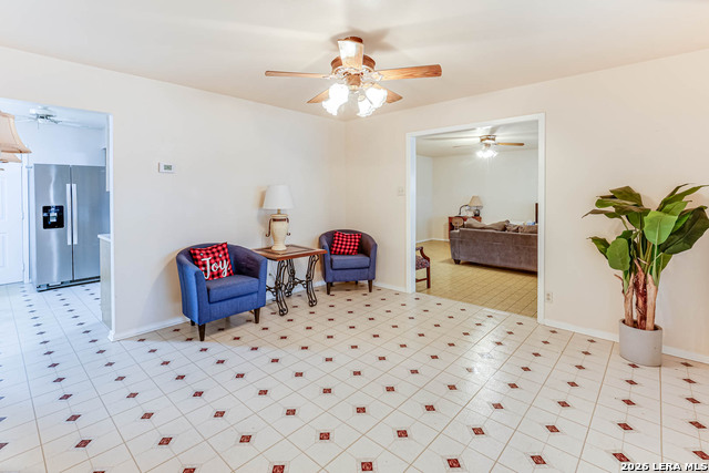 Image 6 of 15 For 3914 Anton  