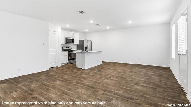 Image 3 of 36 For 5958 Celestite Bend