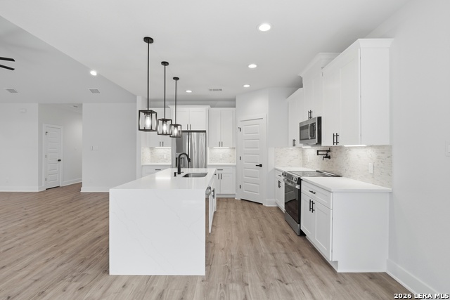 Image 5 of 37 For 1418 Cedar Grove Trail