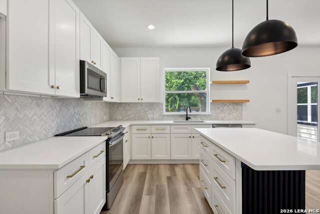 Image 15 of 76 For 1934 Lamar St