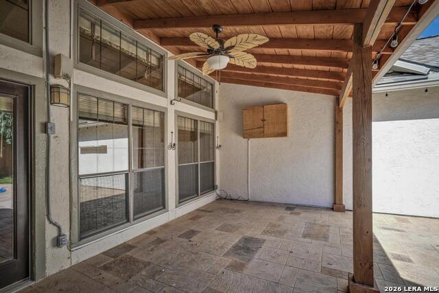 Listing photo id 18 for 14910 Ben Ali