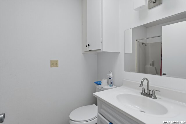 Image 12 of 16 For 7233 Glen Bay Dr