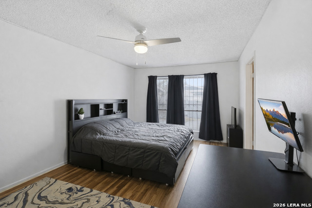 Image 8 of 16 For 7233 Glen Bay Dr