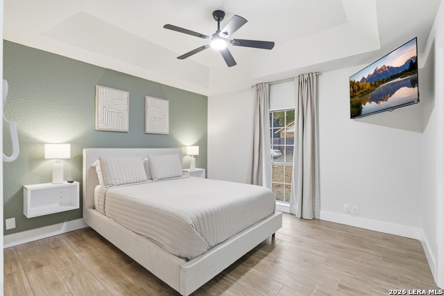 Image 15 of 34 For 5014 Tree Top