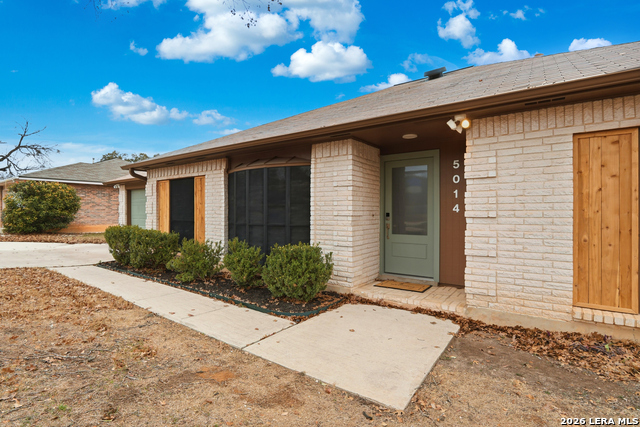 Image 4 of 34 For 5014 Tree Top