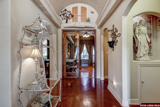 Image 11 of 81 For 1700 Frontier