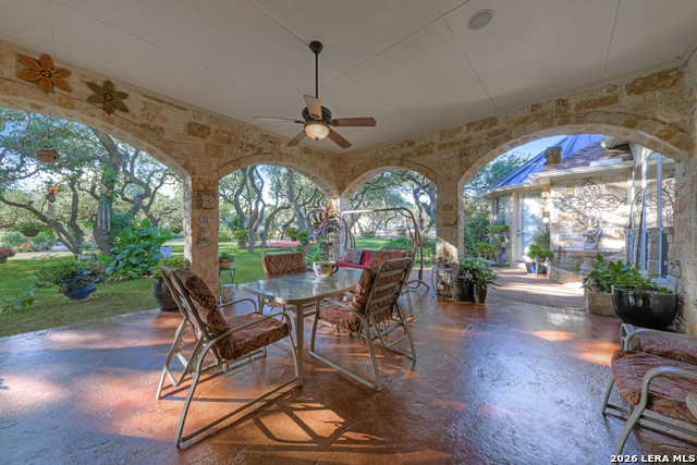 Image 44 of 81 For 1700 Frontier