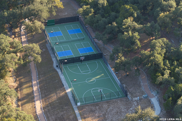 Image 73 of 81 For 1700 Frontier