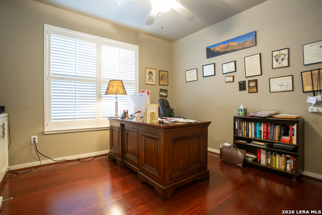 Image 18 of 27 For 7342 Oak Manor  7109