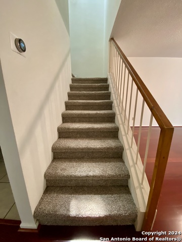 Image 27 of 41 For 11804 Mission Trace St