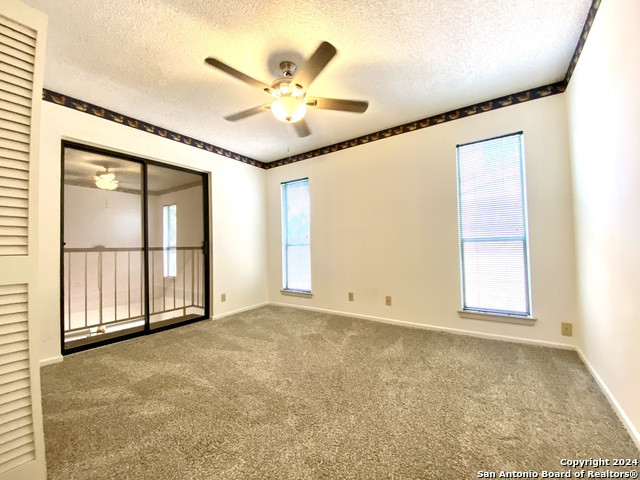 Image 29 of 41 For 11804 Mission Trace St