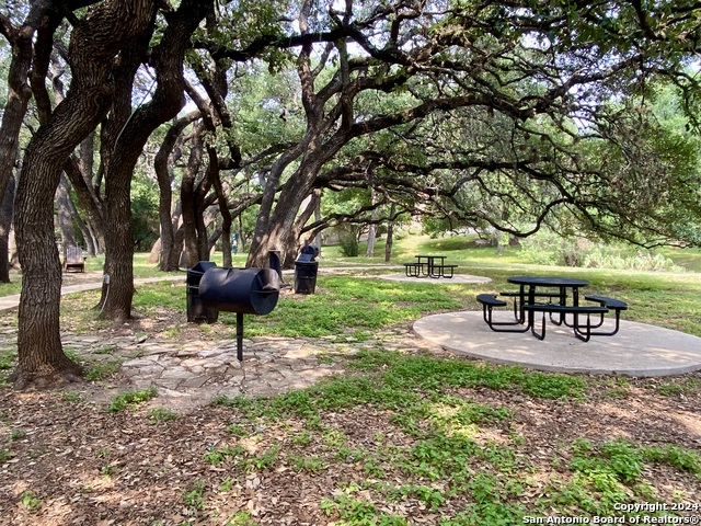 Image 35 of 41 For 11804 Mission Trace St