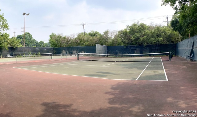 Image 36 of 41 For 11804 Mission Trace St