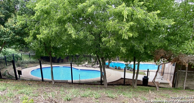 Image 39 of 41 For 11804 Mission Trace St