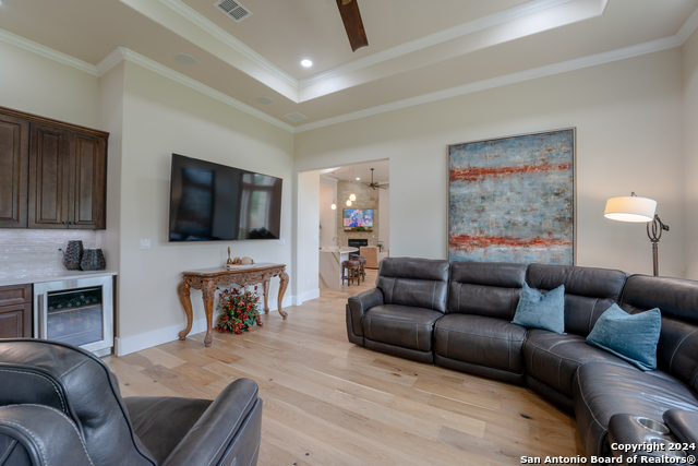 Image 21 of 42 For 507 Arthur Ct