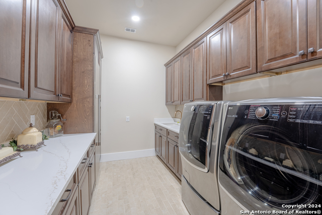 Image 22 of 42 For 507 Arthur Ct