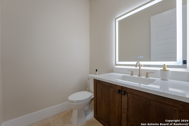 Image 9 of 42 For 507 Arthur Ct