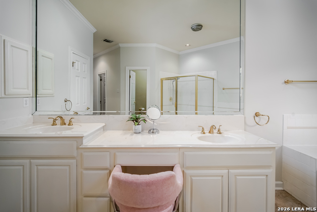 Image 16 of 26 For 2326 Fountain