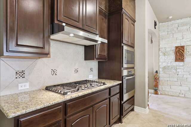 Image 16 of 50 For 117 Texas  