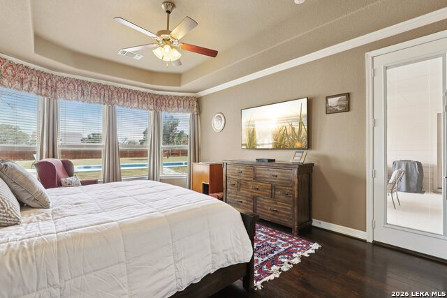 Image 29 of 50 For 117 Texas  