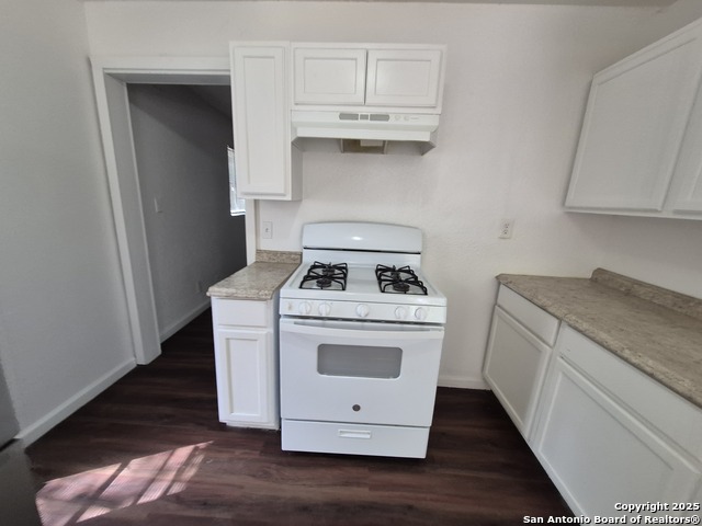 Image 6 of 23 For 443 Bundy  