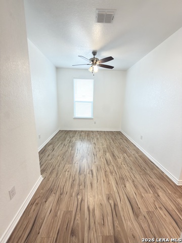 Image 15 of 30 For 4643 Via Sonoma