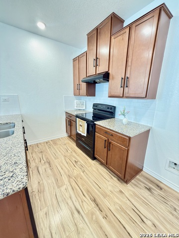 Image 8 of 30 For 4643 Via Sonoma