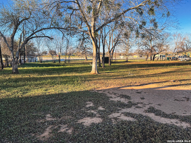 Image 15 of 15 For 1207 El Paso