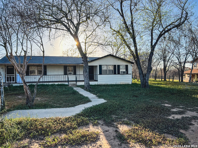 Image 2 of 15 For 1207 El Paso