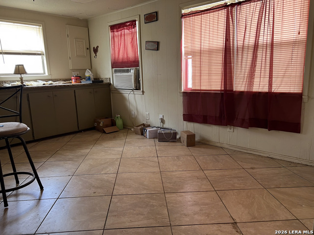 Image 7 of 15 For 1207 El Paso