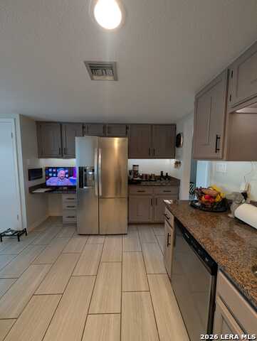 Image 9 of 46 For 3103 Eisenhauer  L-21