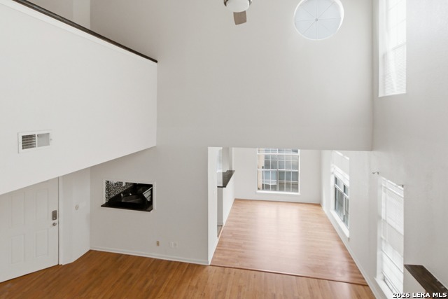 Image 13 of 25 For 2255 Thousand Oaks  801