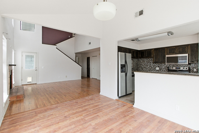 Image 4 of 25 For 2255 Thousand Oaks  801