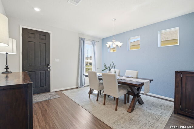 Image 4 of 34 For 12943 Staubach