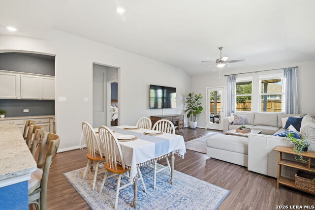 Image 8 of 34 For 12943 Staubach