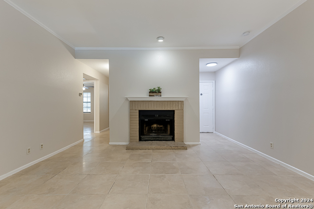 Image 4 of 33 For 10955 Wurzbach Rd  112