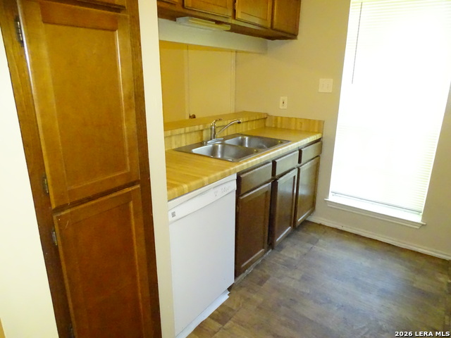 Image 11 of 23 For 8898 Meadow Range