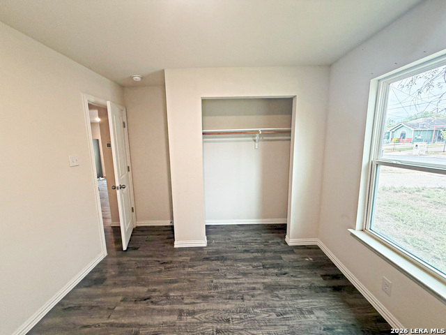 Image 15 of 24 For 2718 Bermuda