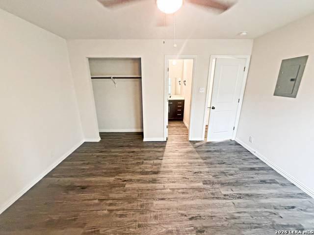 Image 17 of 24 For 2718 Bermuda