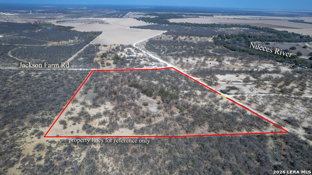 Listing photo id 12 for 1086 Curtis Bourn