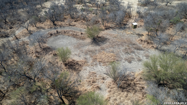 Listing photo id 16 for 1086 Curtis Bourn