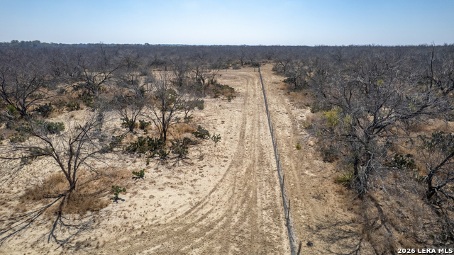 Listing photo id 19 for 1086 Curtis Bourn