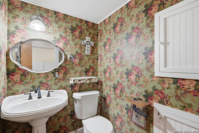 Image 5 of 19 For 1251 Canyon Ranch Drive