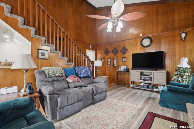 Image 14 of 30 For 8407 Timber Crest