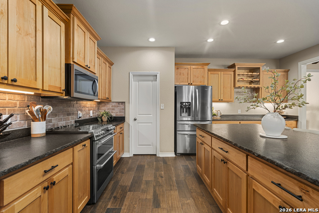 Image 16 of 54 For 789 Privilege Estates