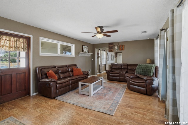 Image 18 of 27 For 16040 Keller