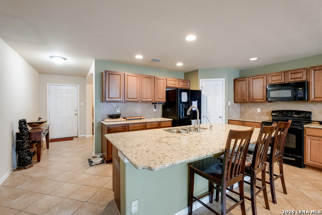 Image 5 of 32 For 10606 Black Wolf Bay